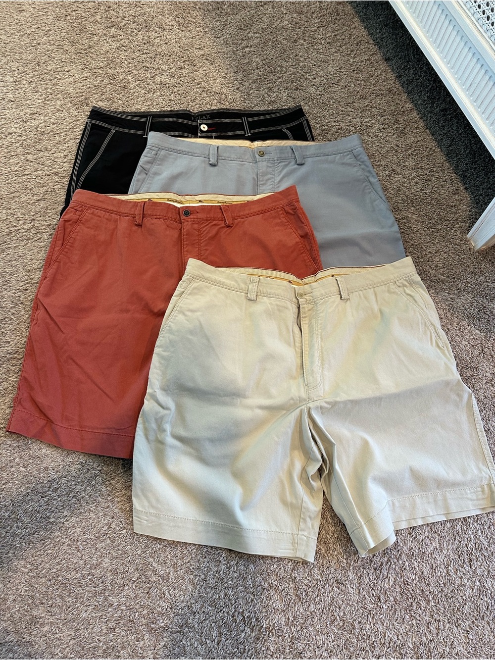 Men's Tommy Bahama Shorts Lot - Size 40